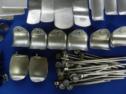 Thompson Surgical Table Mounted Retractor Set - Image 11