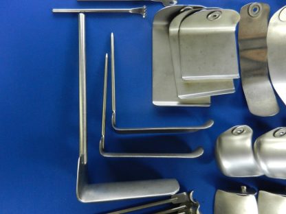 Thompson Surgical Table Mounted Retractor Set - Image 13