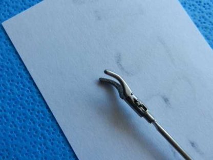 Karl Storz Surgical Clickline 5mm 49cm O.L Kelly Dissecting Forceps Insert 33410MD - Image 2