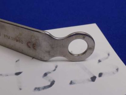 Depuy Minimally Invasive Gluteus Medius Retractor (Right-Angle Hohmann) D2598-07-110 - Image 5