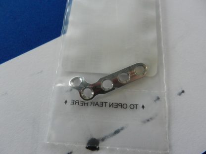 NEW Depuy Synthes 2.7mm L-Plate 3 Holes/34mm Oblique Right 242.34 - Image 2