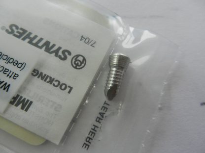 Synthes 212.201 Self Tapping Locking Screw with T25 Stardrive Recess 5.0mm x 14mm - Image 3