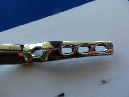 Synthes 242.520 Wrist Fusion Plate 8 Holes/Short Bend - Image 2