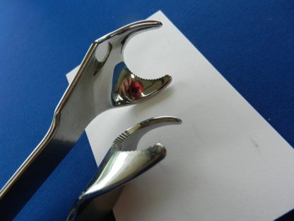 Innomed Posterior Inferior Small Set of Right & Left Retractor - Image 2