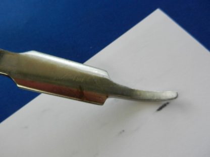 Depuy D213110000 Hohmann Type Curved Retractor - Image 2