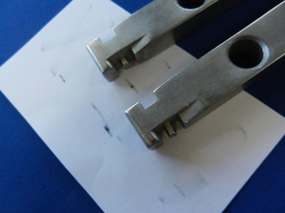 Depuy D2907-06 Bending Iron Set for 3.5mm Plates - Image 3