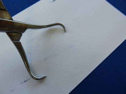 Depuy 214213568 Stagbeetle Reduction Forceps with Points 5.5" - Image 3