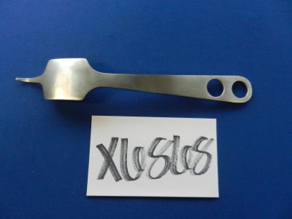 Synthes 399.22 Hohmann Style Narrow Tip Retractor 24cm Overall Length