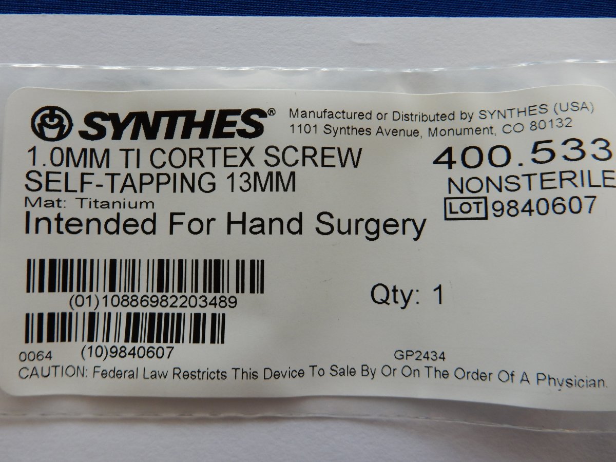 Synthes 400.533 1.0mm TI Cortex Screw Self-Tapping 13mm - Image 3