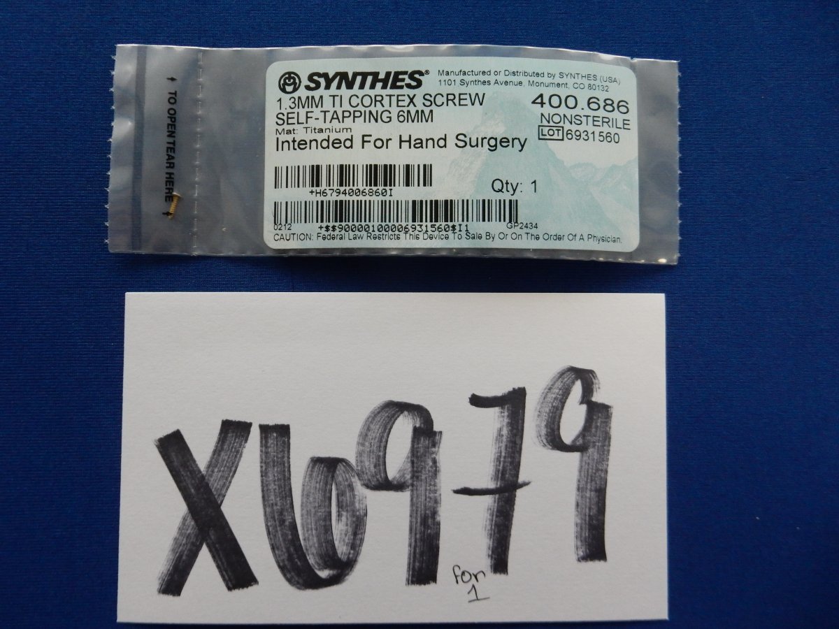 Synthes 400.686 1.3mm TI Cortex Screw Self-Tapping 6mm