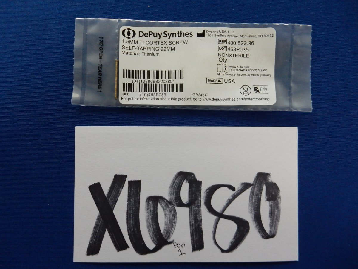 Synthes 400.822.96 1.5mm TI Cortex Screw Self-Tapping 22mm