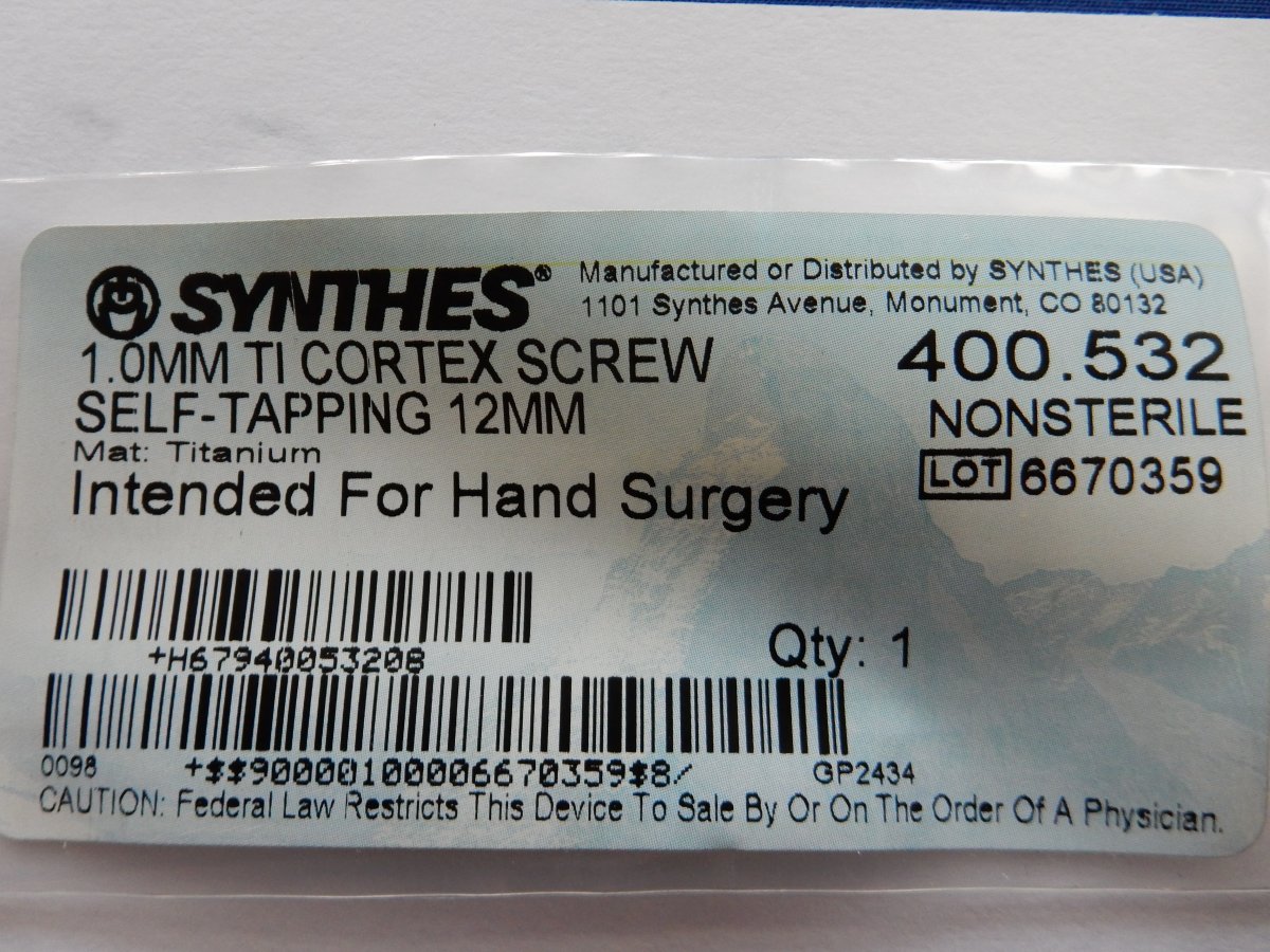 Synthes 400.532 1.0mm TI Cortex Screw Self-Tapping 12mm - Image 3