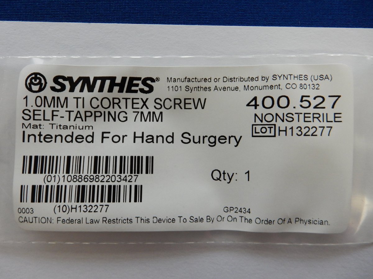 Synthes 400.527 1.0mm TI Cortex Screw Self-Tapping 7mm - Image 3