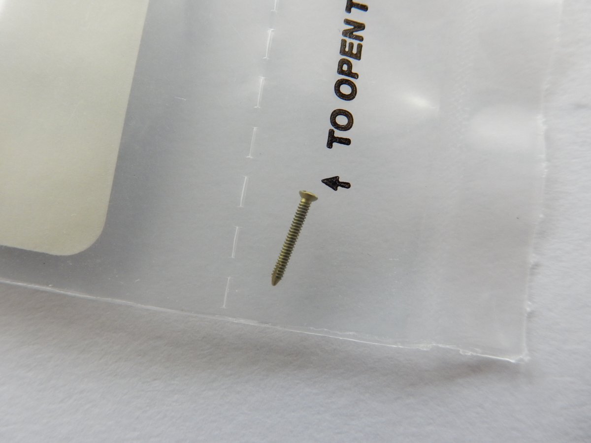 Synthes 400.528 1.0mm TI Cortex Screw Self-Tapping 8mm - Image 2