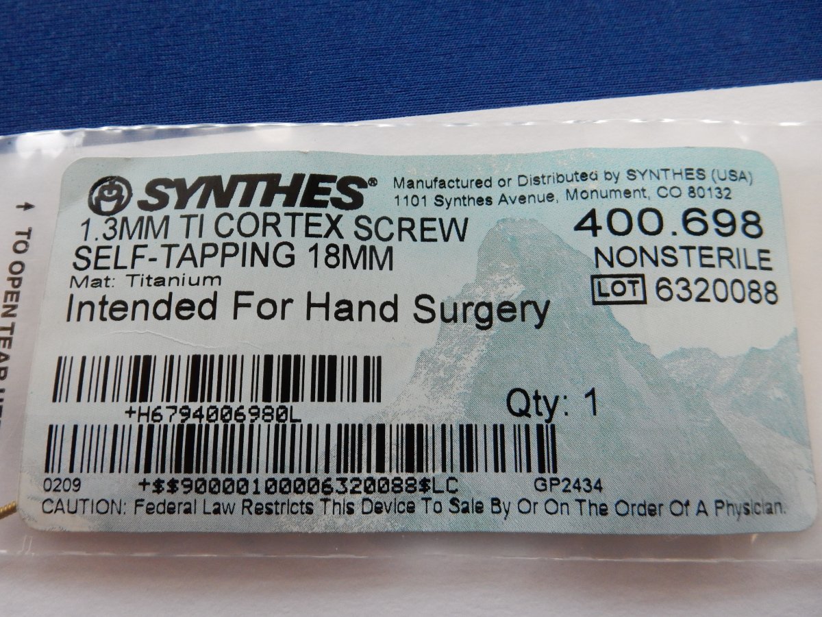 Synthes 400.698 1.3mm TI Cortex Screw Self-Tapping 18mm - Image 3