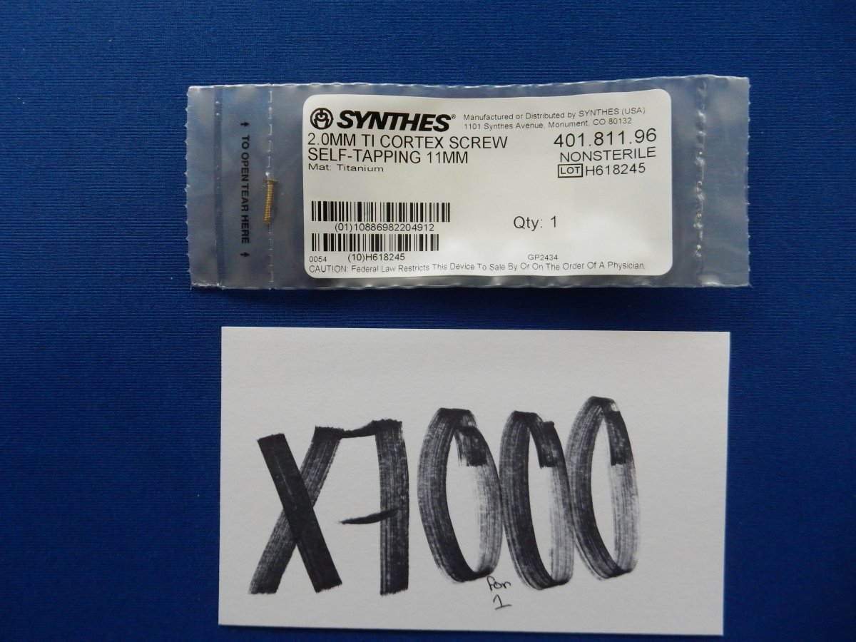 Synthes 401.811.96 2.0mm TI Cortex Screw Self-Tapping 11mm