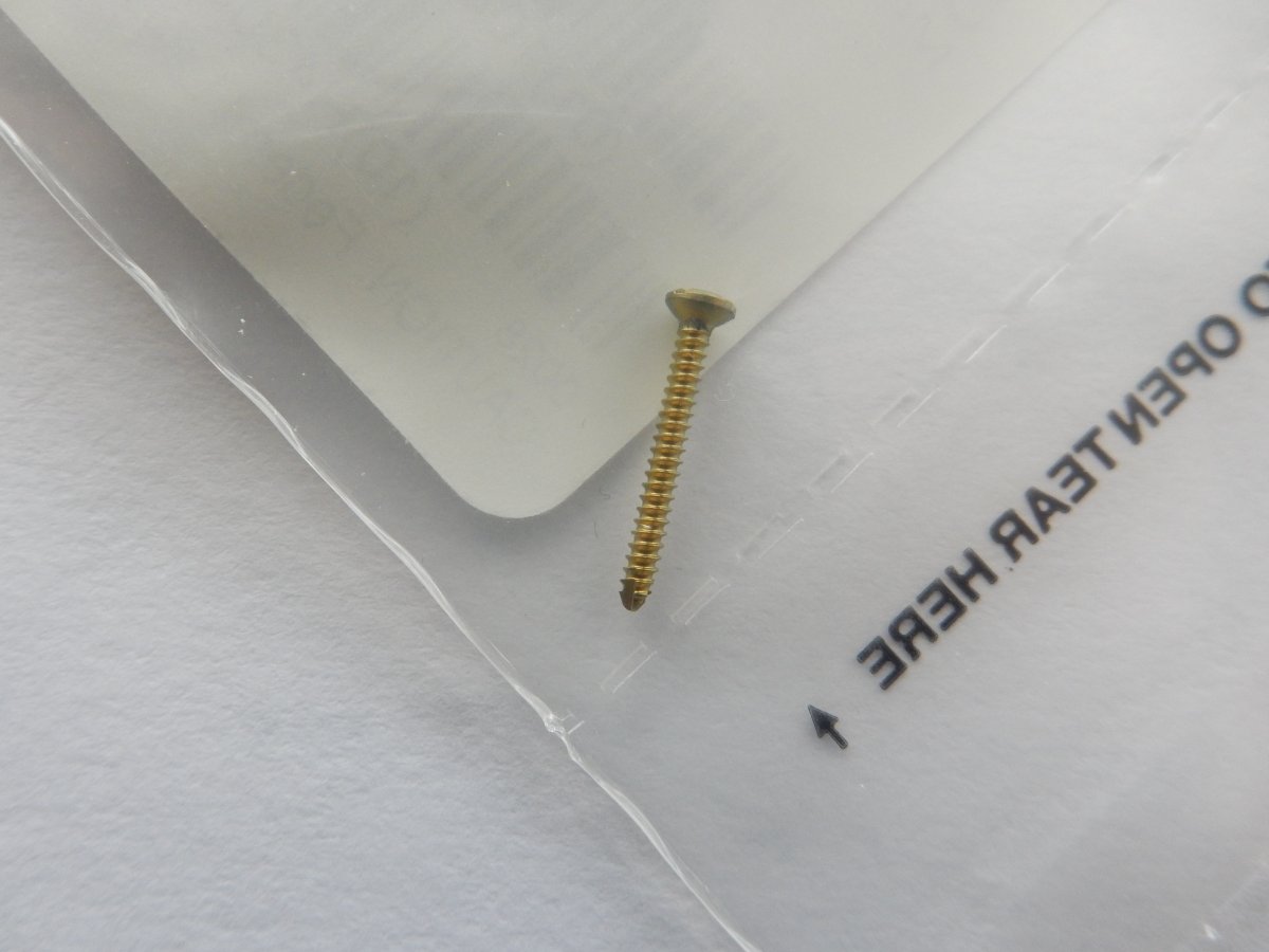 Synthes 400.813.96 1.5mm TI Cortex Screw Self-Tapping 13mm - Image 2