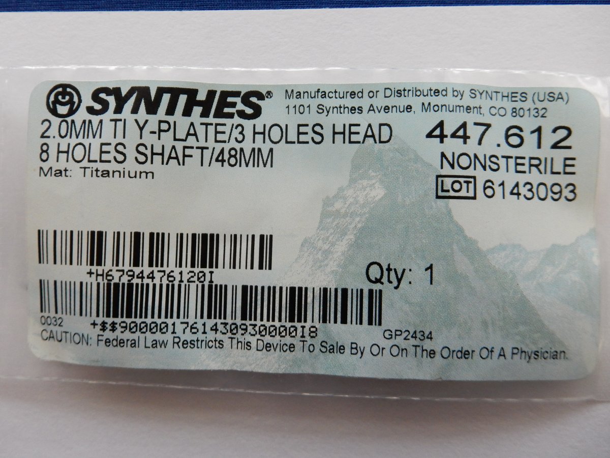 Synthes 447.612 2.0mm TI Y-Plate/3 Holes Head 8 Holes Shaft/48mm - Image 3