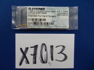 Synthes 421.335 1.3mm TI Y-Plate/3 Holes Head 8 Holes Shaft/32mm
