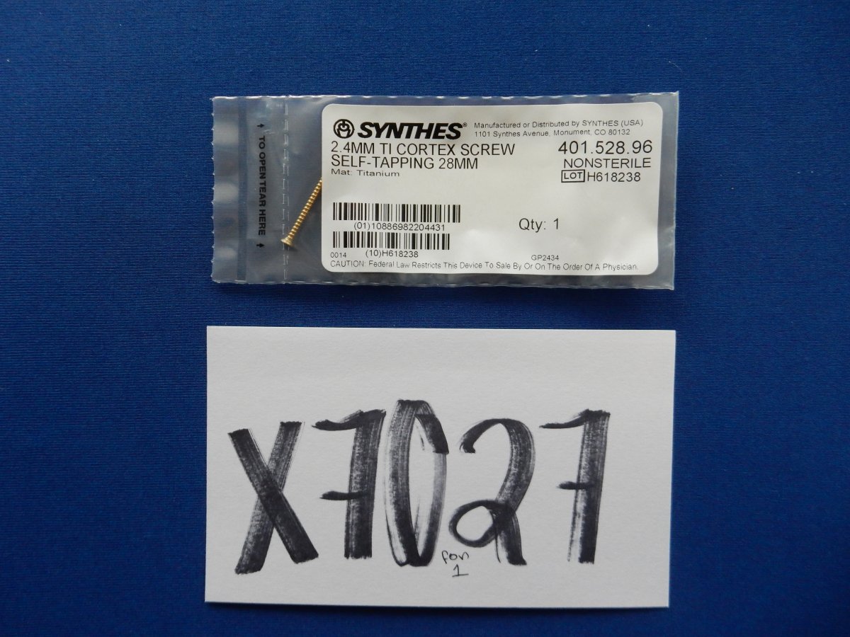 Synthes 401.528.96 2.4mm TI Cortex Screw Self-Tapping 28mm