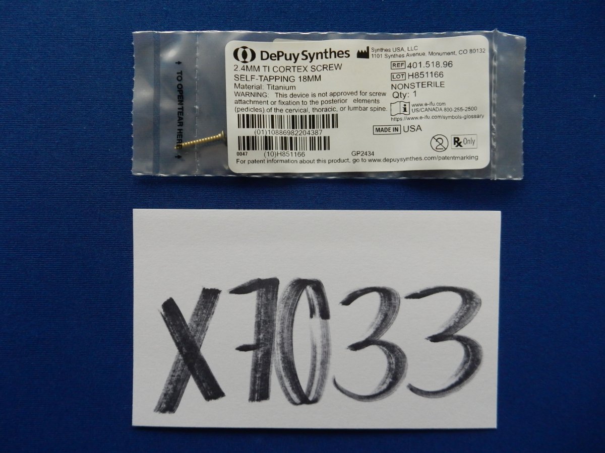 Synthes 401.518.96 2.4mm TI Cortex Screw Self-Tapping 18mm