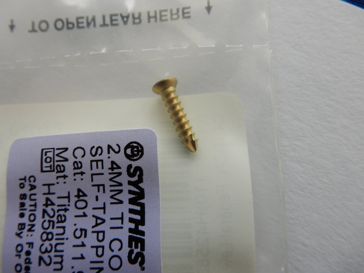 Synthes 401.511.96 2.4mm TI Cortex Screw Self-Tapping 11mm - Image 2