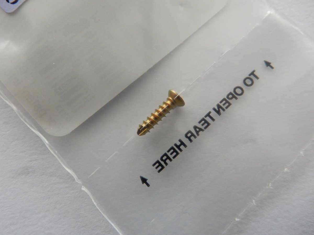 Synthes 401.510.96 2.4mm TI Cortex Screw Self-Tapping 10mm - Image 2