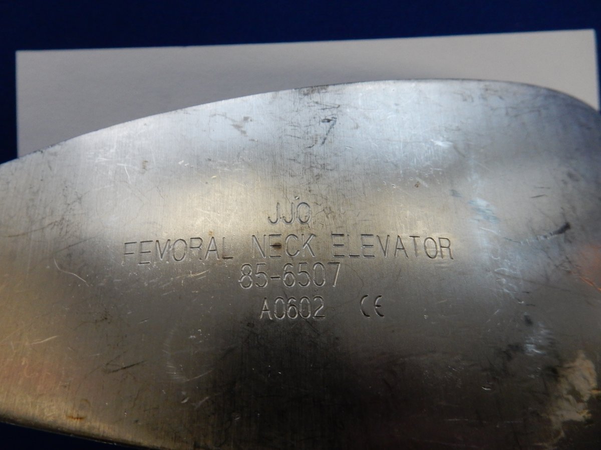Depuy 85-6507 Femoral Neck Elevator - Image 3