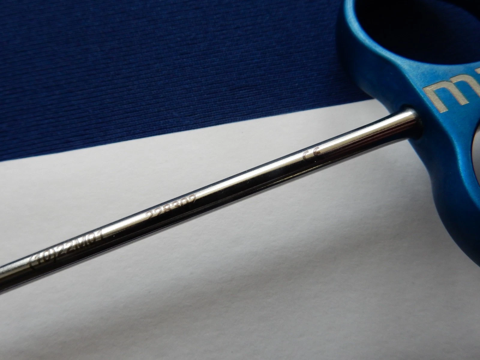 Mitek 228302 Arthroscopic Pusher Cutter - Image 4