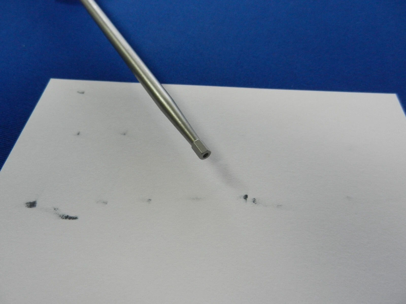 Mitek 219206 Cannulated 4mm Hex Driver - Image 2