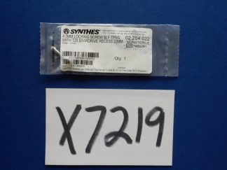 Synthes 02.204.022 4.0mm Locking Screw Self Tapping w/ Stardrive Recess 22mm