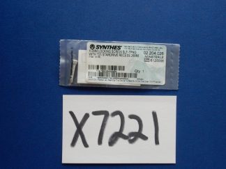 Synthes 02.204.026 4.0mm Locking Screw Self Tapping w/ Stardrive Recess 26mm