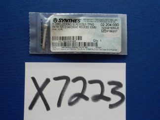 Synthes 02.204.030 4.0mm Locking Screw Self Tapping w/ Stardrive Recess 30mm