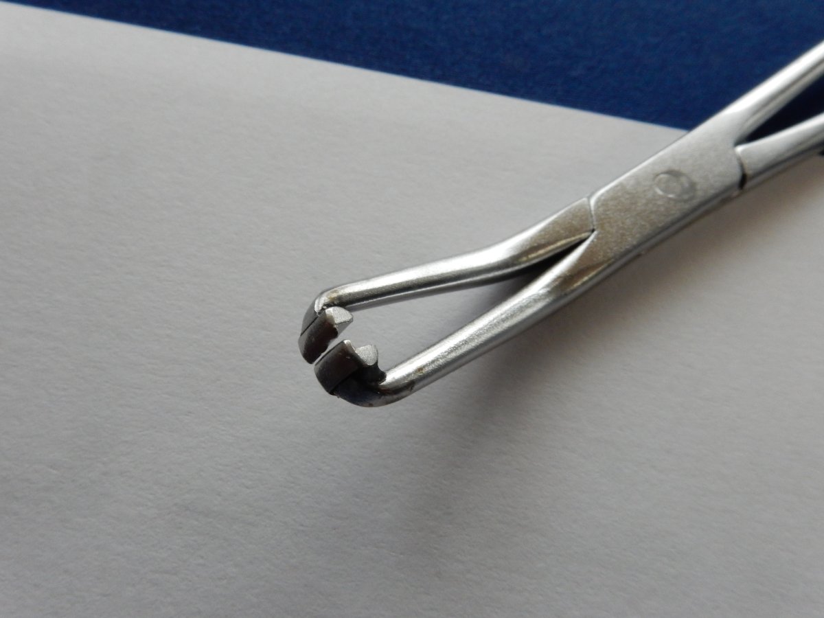 Synthes 398.99 Small Plate Holding Forceps - Image 2