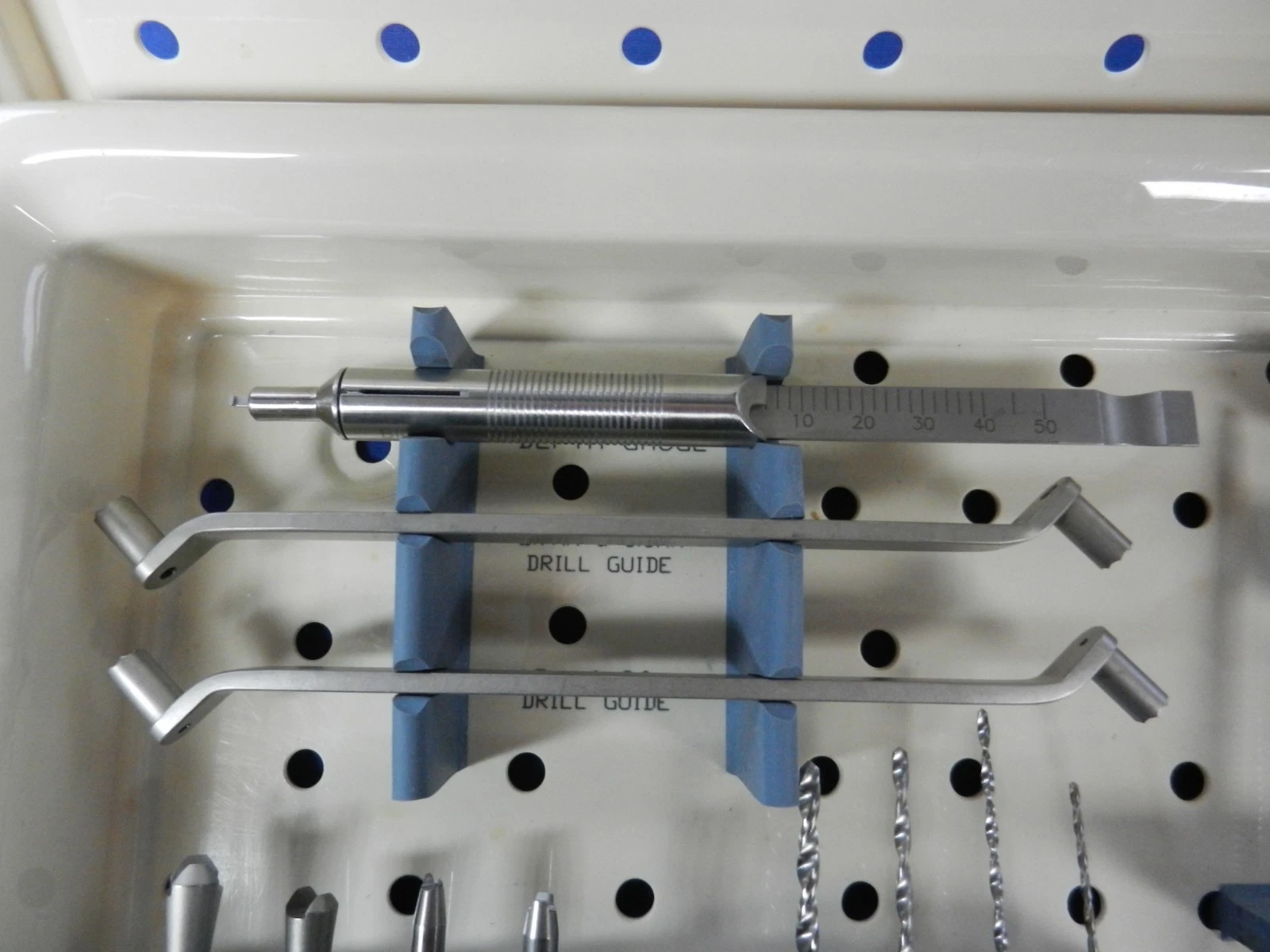 Bionx Resorable Screw Non-Cannulated Instrumentation Set - Image 2