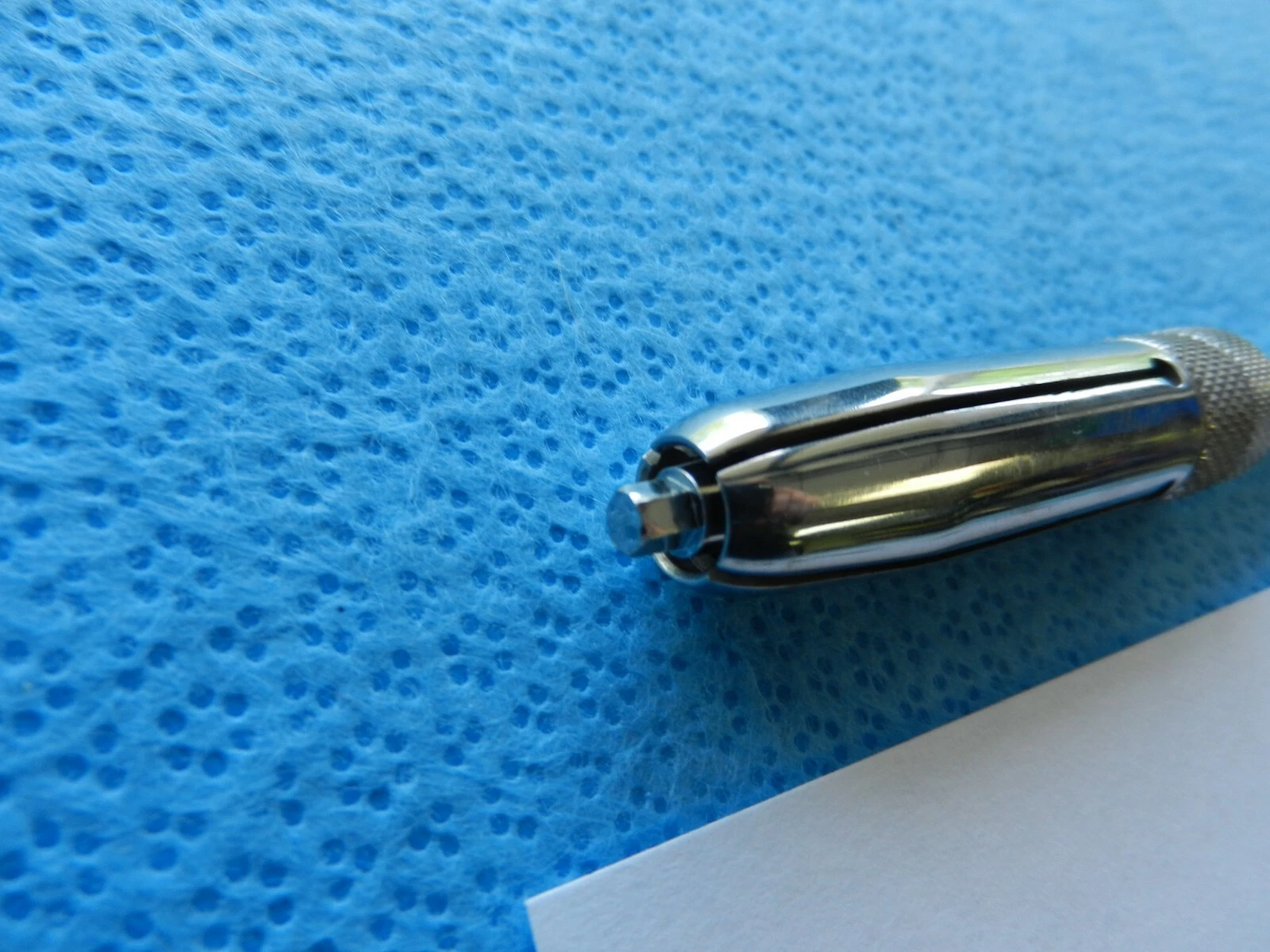 Osteoswiss 705514 Self Holding Hex Driver - Image 2