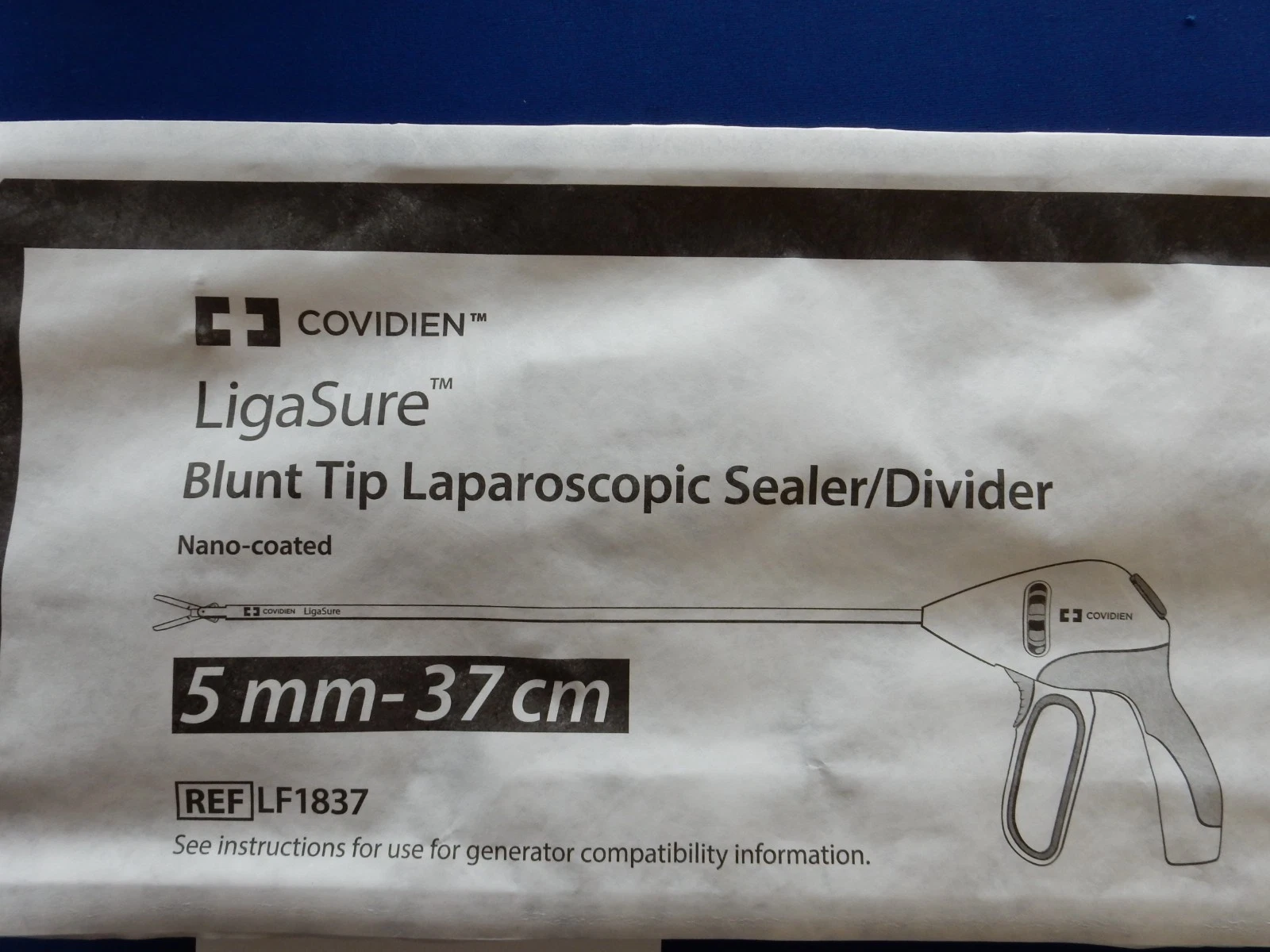 Medtronic LF1837 LigaSure Blunt Tip 37CM Laparoscopic Sealer/Divider - Image 2