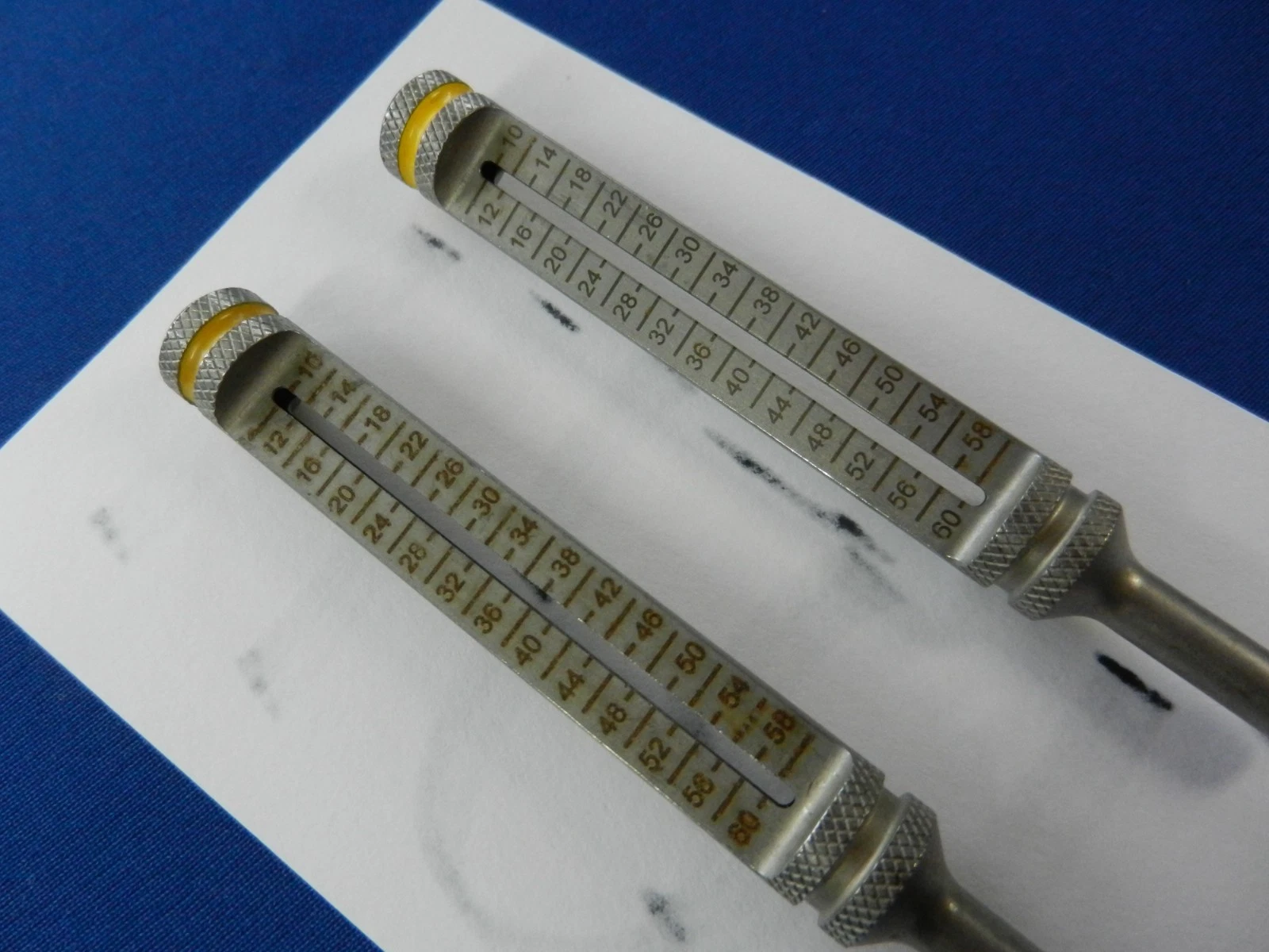 Arthrex AR-8943-43 Set of 2 3.5mm Locking Drill Guides - Image 3