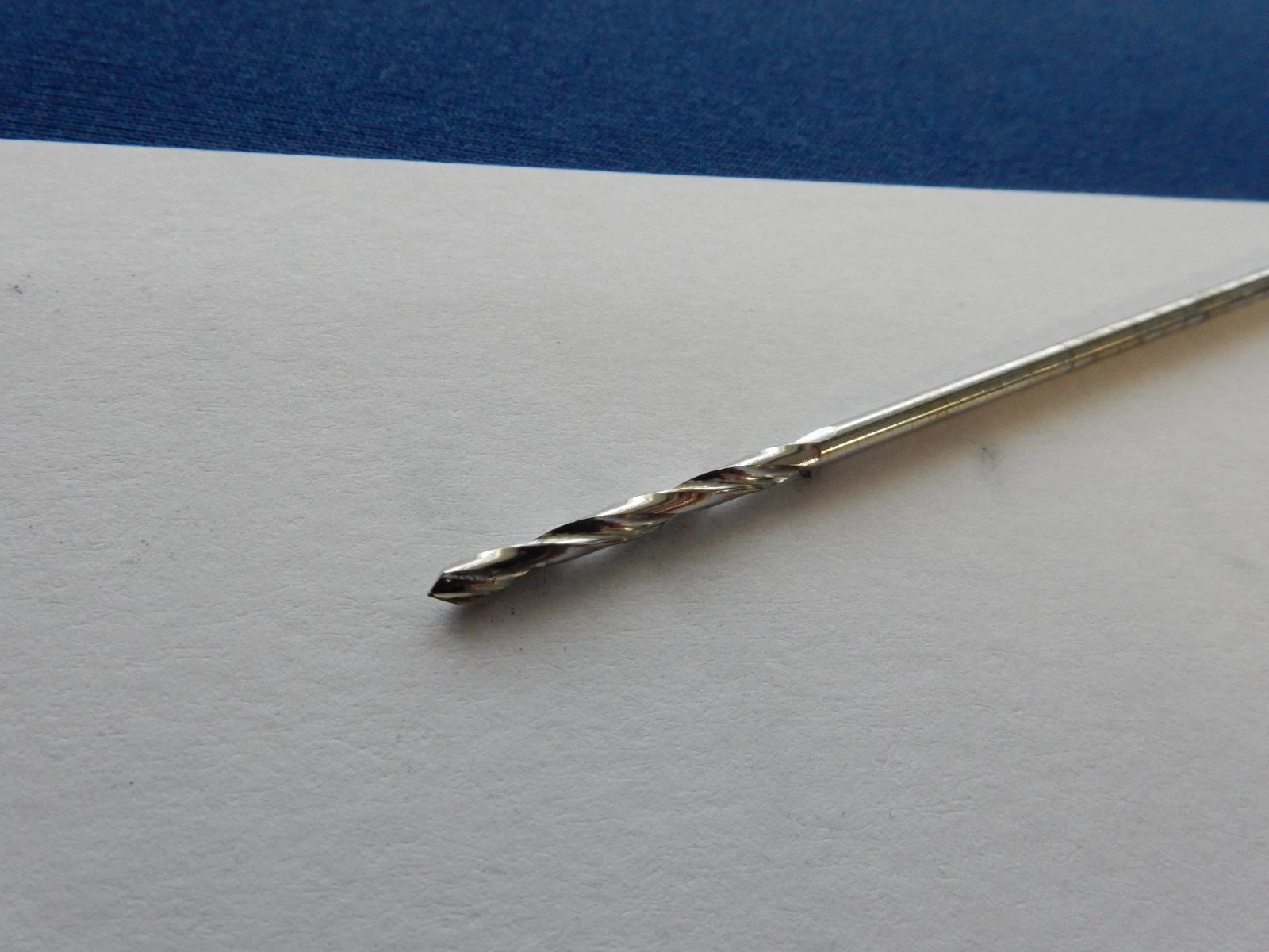 Stryker 703896 AO Calibrated Drill Bit 2mm x 135mm - Image 4