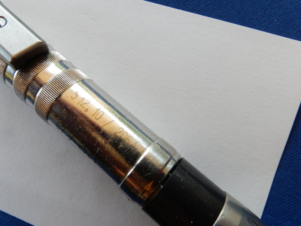 Synthes 512.10 Mini Compressed Air Drill w/ Case - Image 3