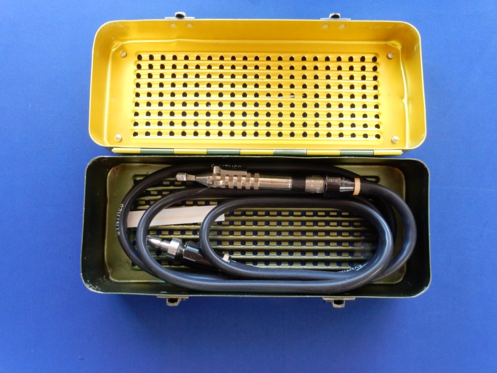 Synthes 512.10 Mini Compressed Air Drill w/ Case - Image 6