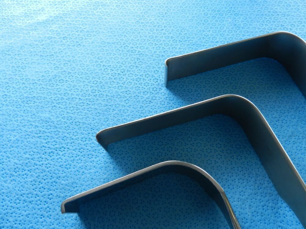 D2407 SIS Surgical Retractors Lot Of 3 - Image 3