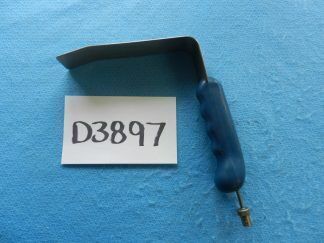 D3897 Heyer-Schulte Surgical 1-1/2in X 6in Fiberoptic Retractor 390-1203