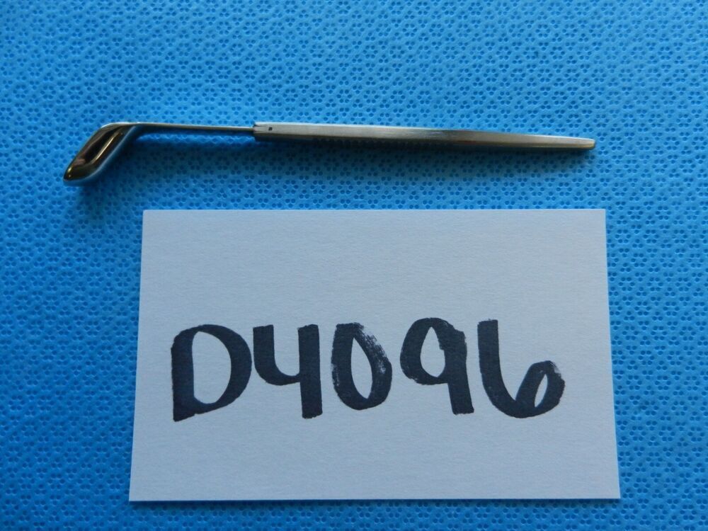 D4096 Storz Surgical Arruga Retractor E5030