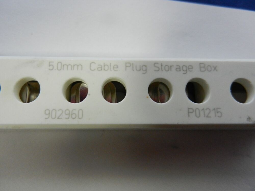 Stryker 370005 Cable Plug 5.0mm Set of 3 with Storage Box - Image 4