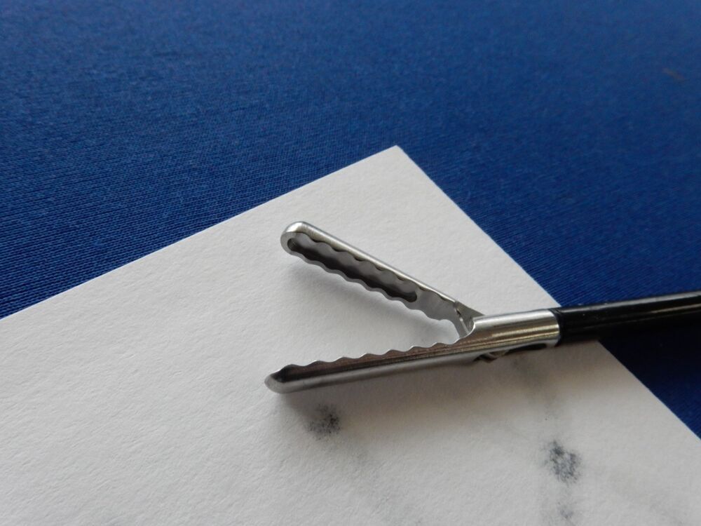 R. Wolf 8383.2927 Single Action Atraumatic Grasping Forceps w/ Slide Ratchet - Image 4