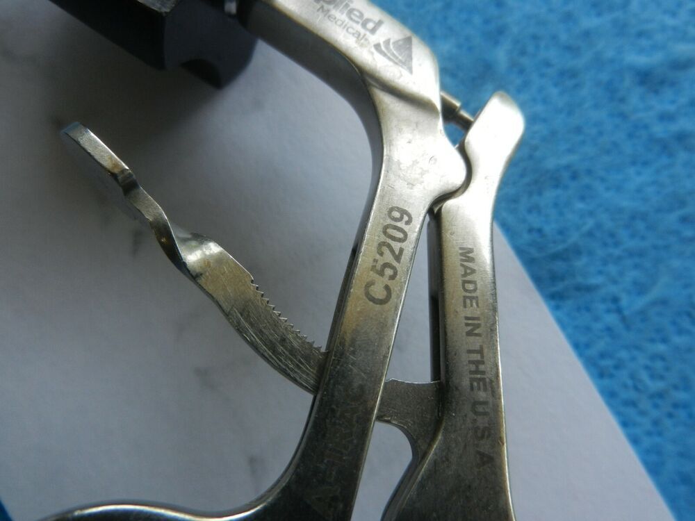 Applied Medical Surgical Laparoscopic 5mm 38cm A-Trac Bowel Clamp C5209 - Image 6