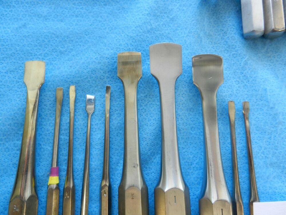 Zimmer Codman V. Mueller Surgical Orthopedic Spine Spinal Instruments W/ Case - Image 9