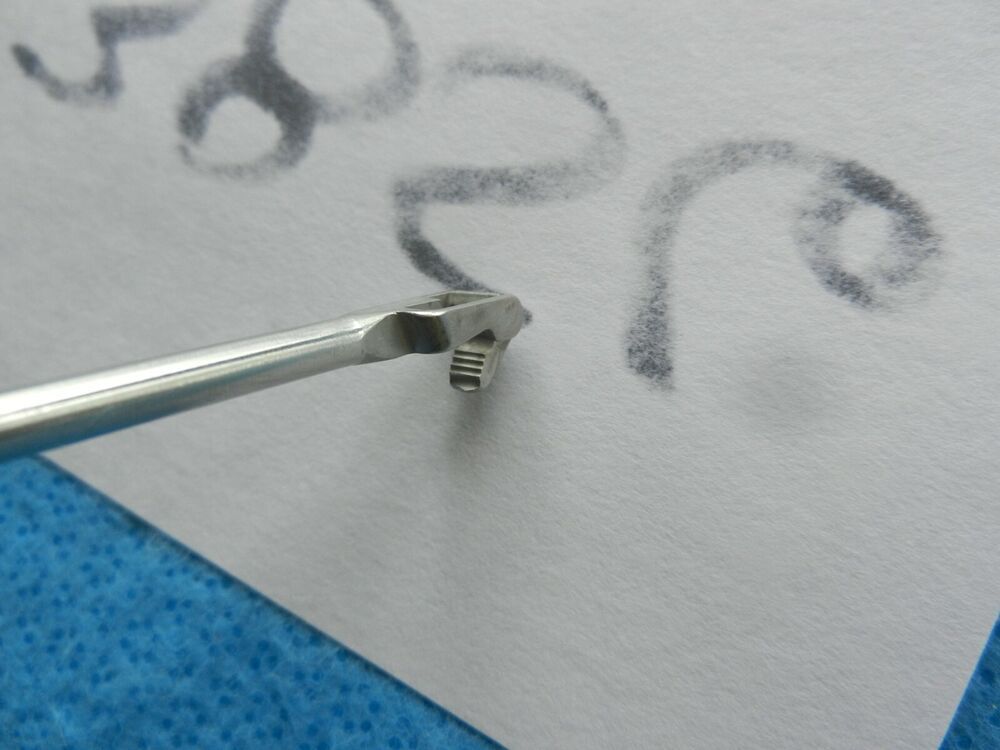 Arthrotek Surgical Orthopedic Back Biting Left & Right Forceps Set - Image 4