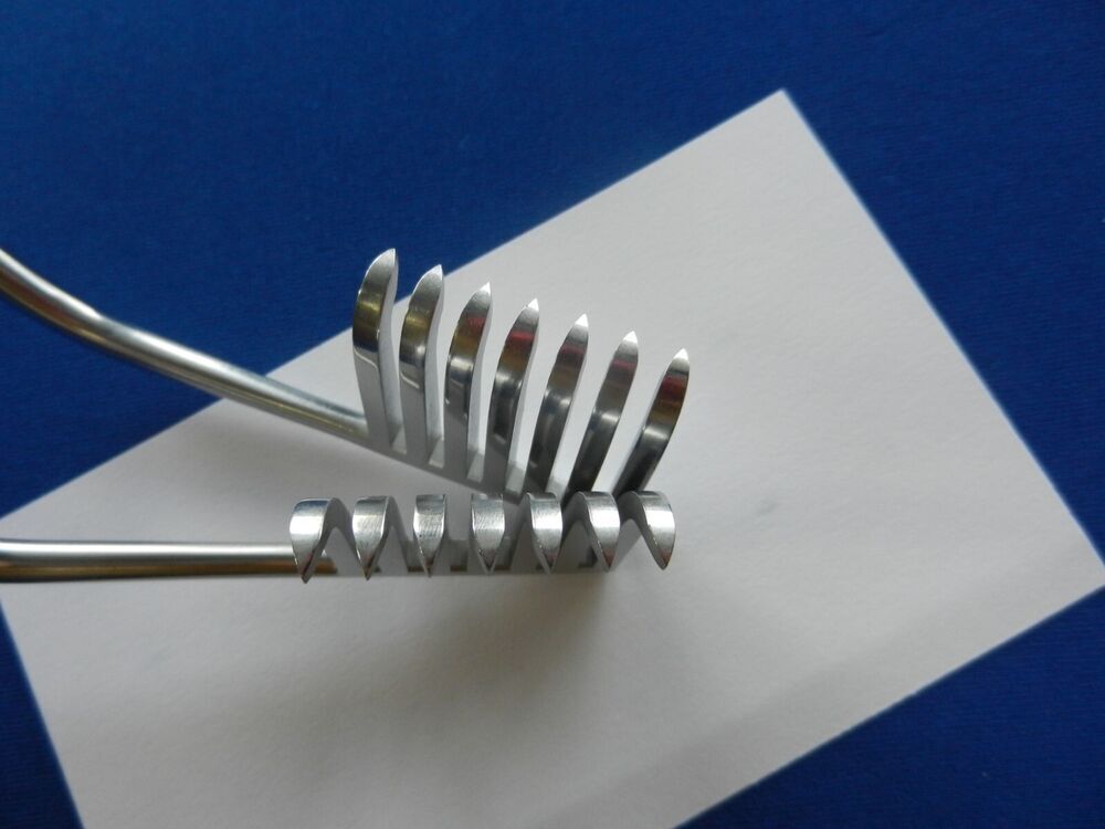 E4497 Codman 50-1363 Miskimon 7x7 Sharp Prong Retractor - Image 3